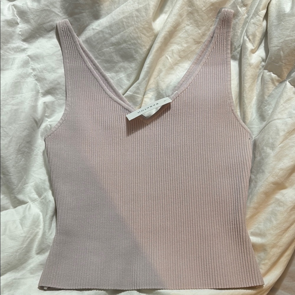 Women's Ribbed V-Neck Tank Top - Light Pink